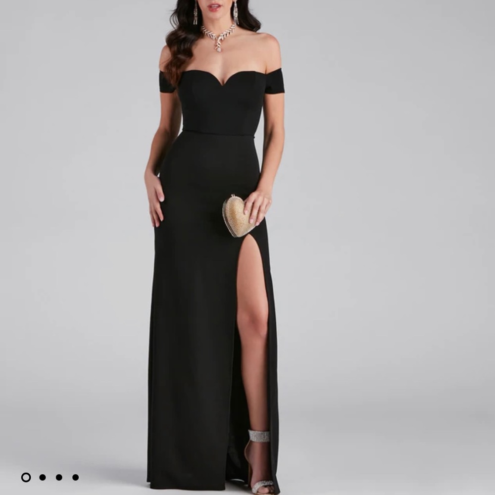 Windsor black dress size 5